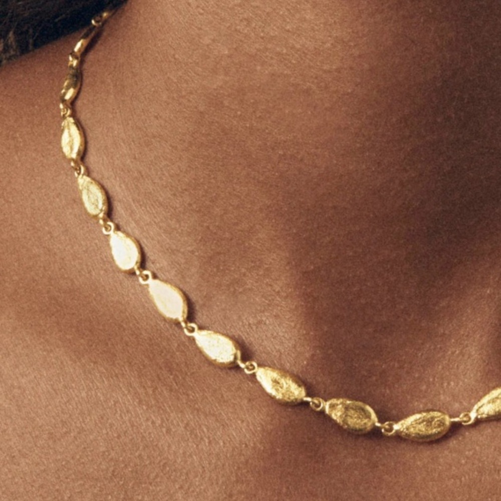 Like new Lucy Folk Watermelon Pip Necklace - Yellow Gold Plate